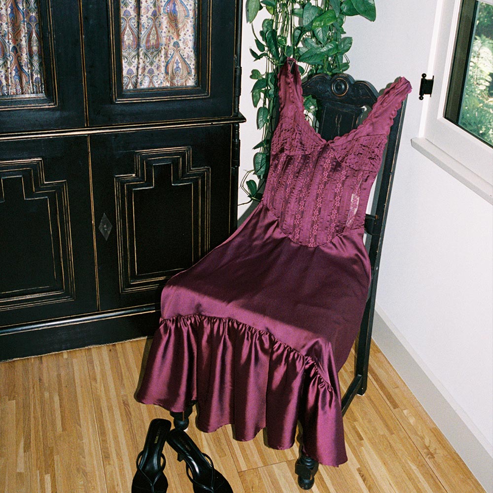 Annabelle Midi Dress - Burgundy